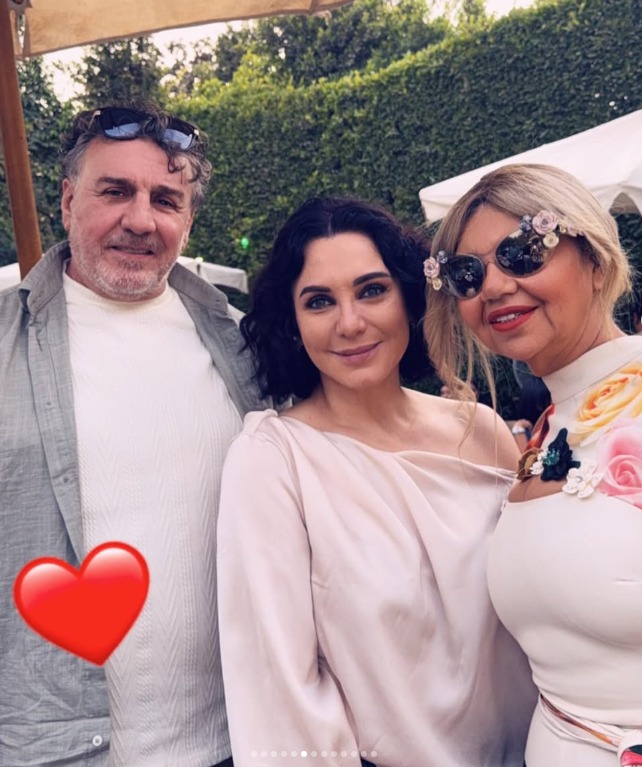 بوسي شلبي وسلاف فواخرجي 