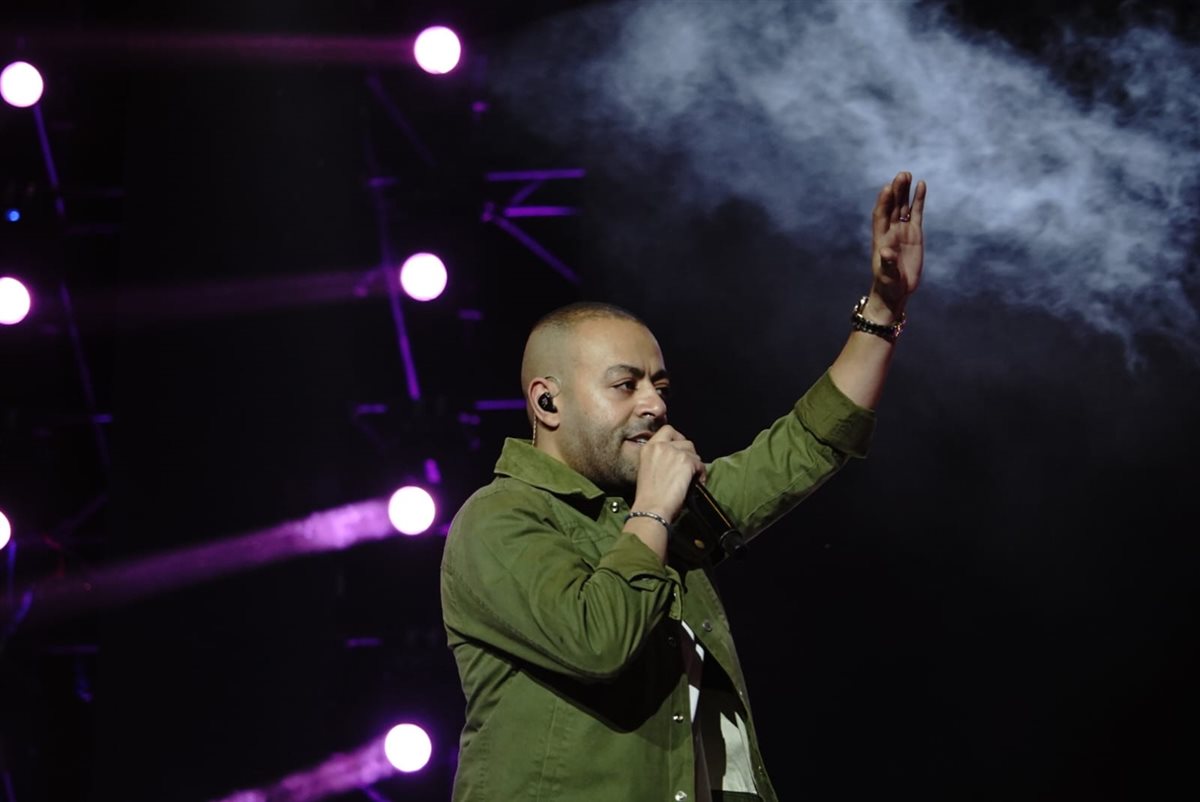 بحفل كامل العدد وبرعاية القاهرة 24.. تامر عاشور يتألق في حفلة الأخير بمناسبة احتفلات شم النسيم