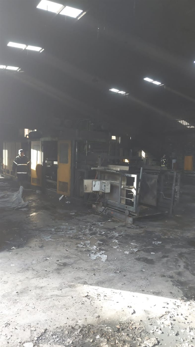 جانب من الحريق