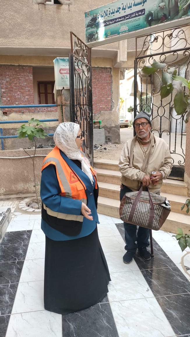 انقاذ مسن بلا مأوى 