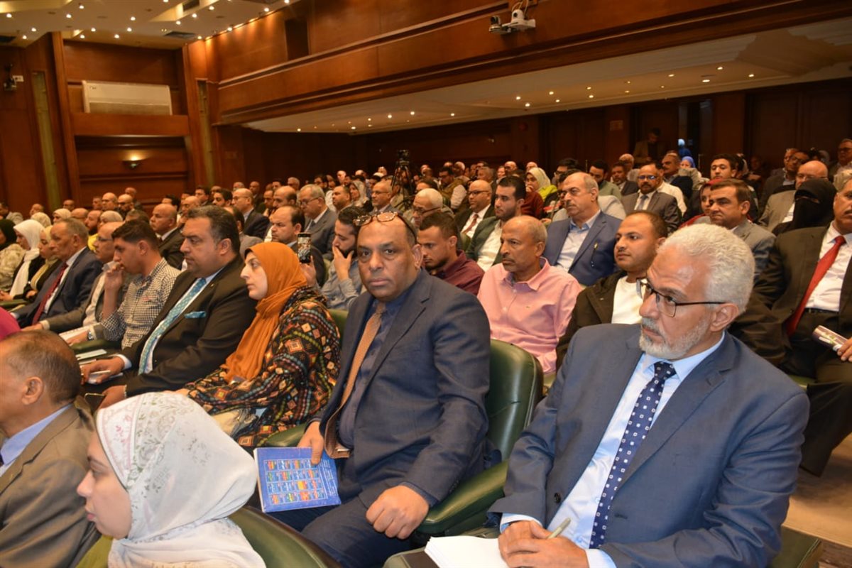 لقاء مع لنقابة التجاريين وشعبة مزاولي المهنة وجمعية المحاسبين والمراجعين وجمعية الضرائب المصرية