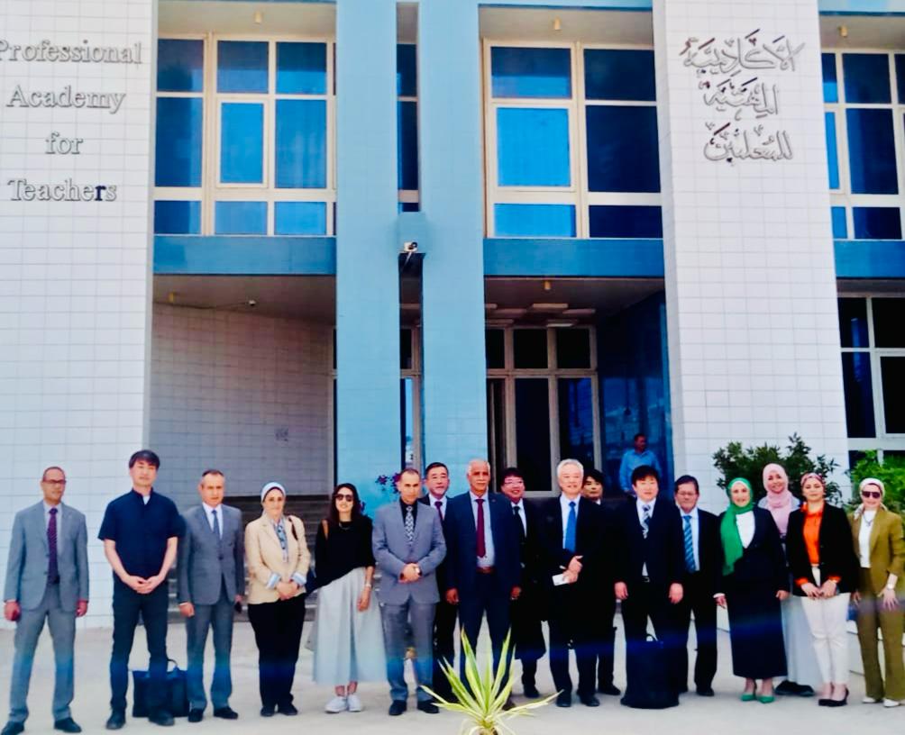 جانب من الزيارة 