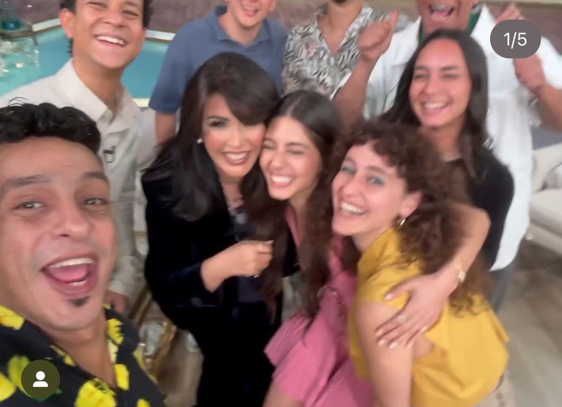 تأكيدًا لـ القاهرة 24.. أبطال فيلم نجوم الساحل ضيوفًا على الإعلامية منى الشاذلي