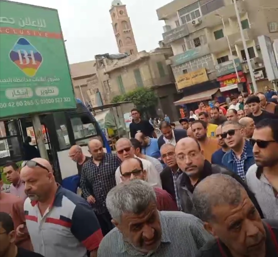 تشييع جثمان تلميذ توفي داخل مدرسته بدمنهور بعد توقف عضلة قلبه&nbsp;