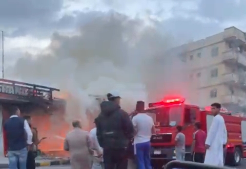 جانب من الحريق 