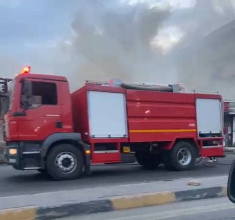 جانب من الحريق 