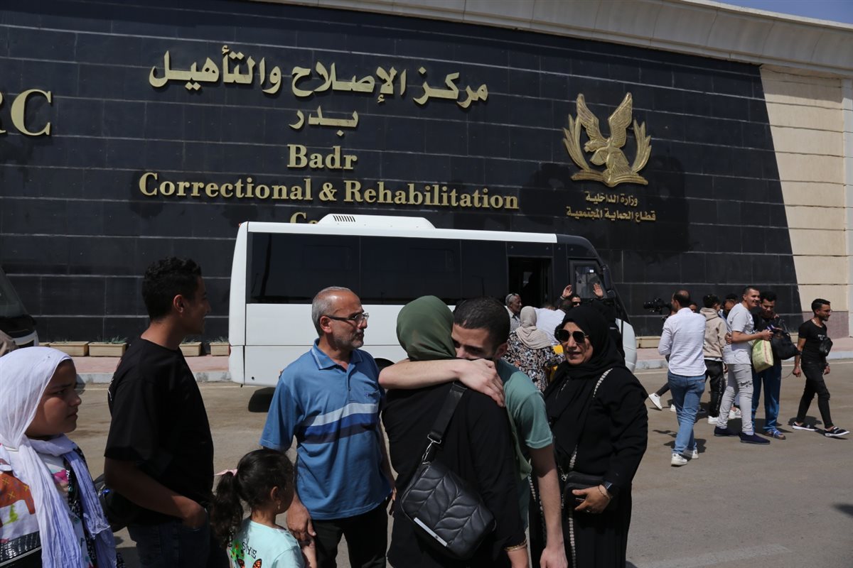 عفو رئاسي عن 746 نزيلا