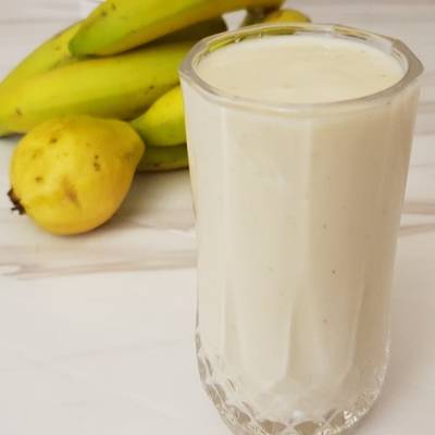 خطوات تحضير عصير موز بالجوافة والنعناع