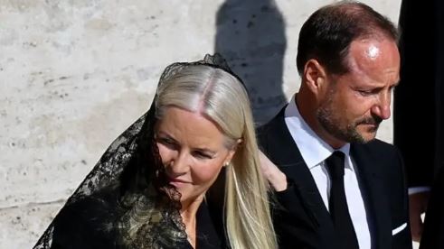 زعماء العالم يتوافدون لتشييع جثمان البابا فرنسيس