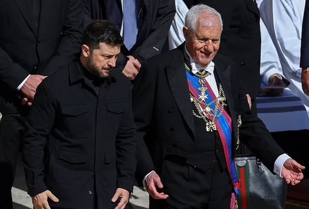 الرئيس الأوكراني اليوم في جنازة البابا فرنسيس 