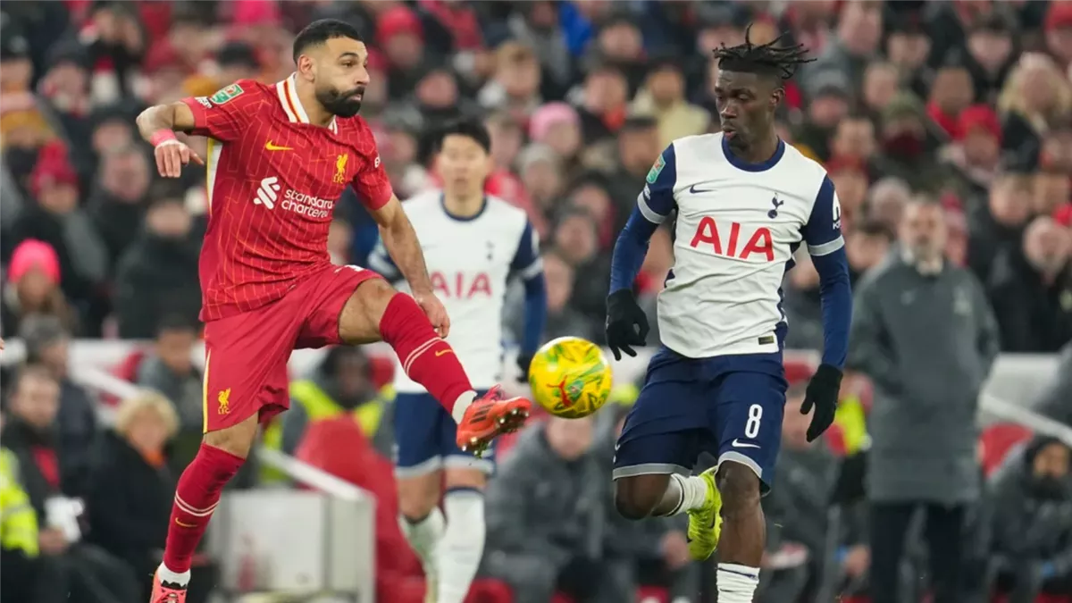 موعد مباراة ليفربول وتوتنهام هوتسبير اليوم في الدوري الإنجليزي
