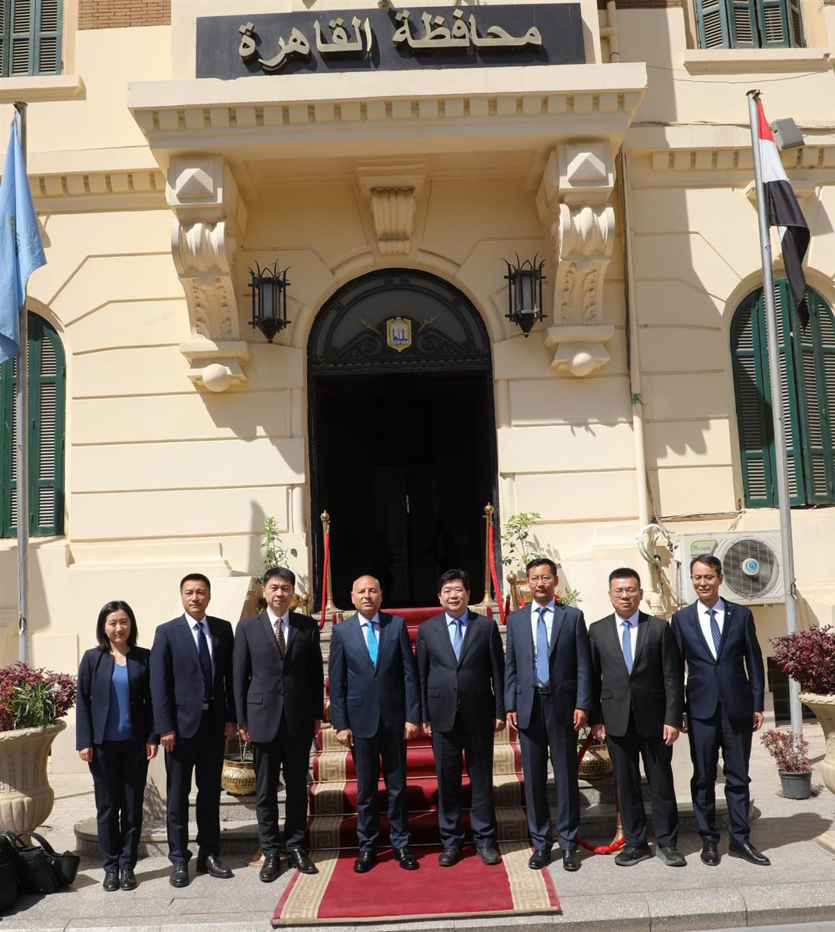 محافظ القاهرة يستقبل وفد مدينة بكين لتعزيز التعاون في المجالات المختلفة 