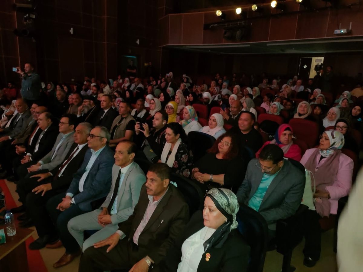 وزير الثقافة بالعريش