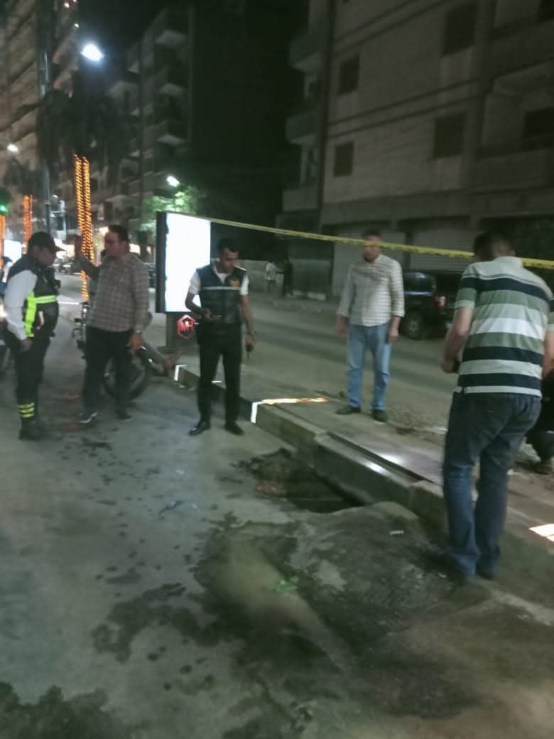 هبوط أرضي في شارع باريس بالمنوفية