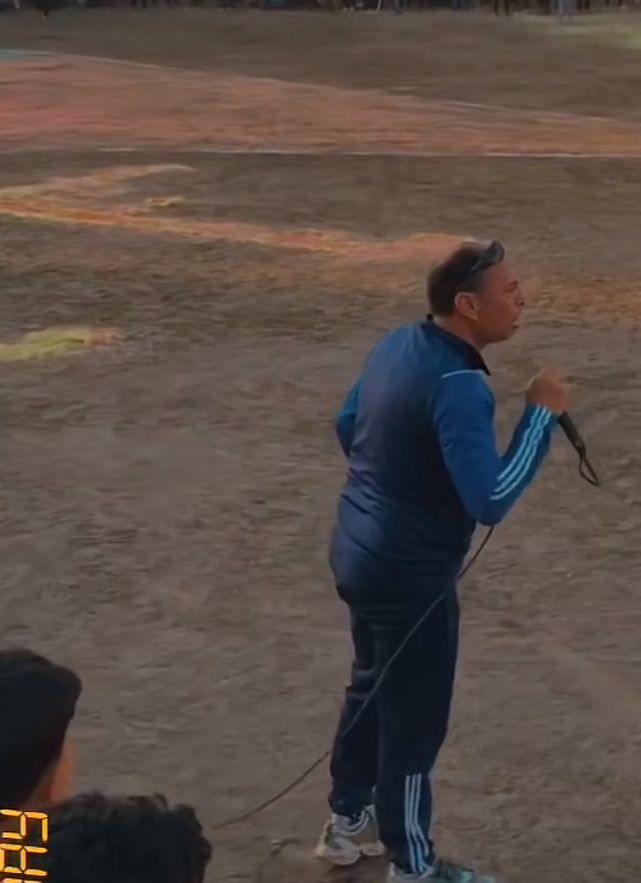 أبو سماح صاحب تريند الملعب ولع