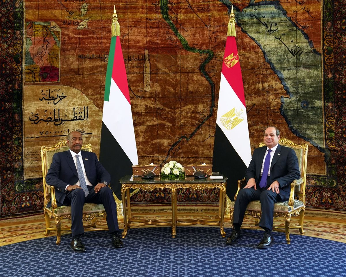 الرئيس السيسي والفريق أول ركن عبد الفتاح البرهان 