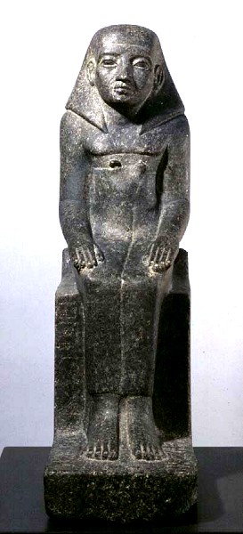 تمثال سيني عنخ