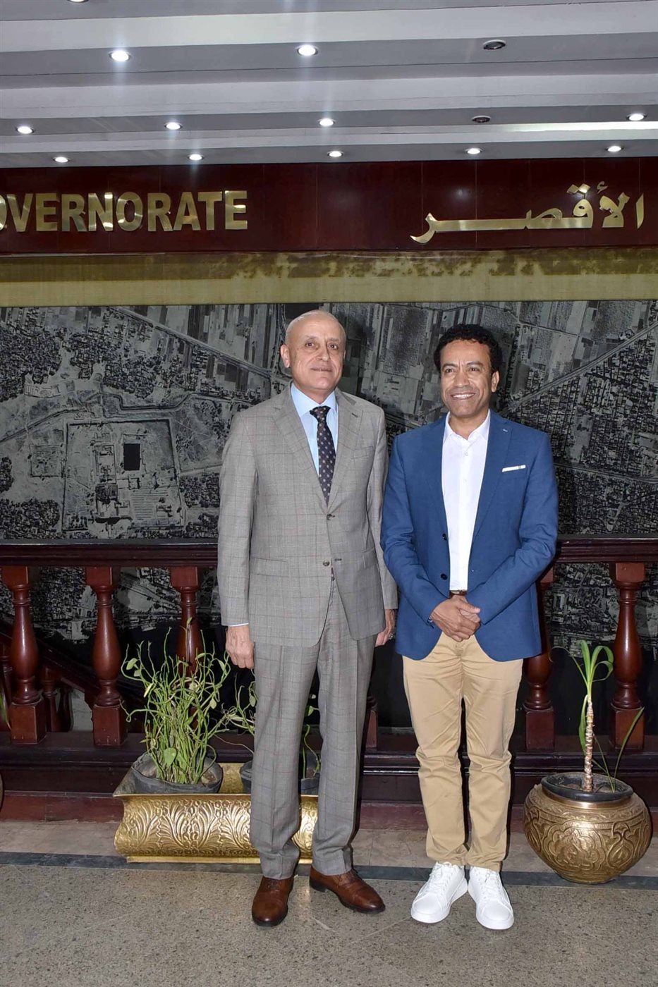 محافظ الأقصر يستقبل الفنان سامح حسين