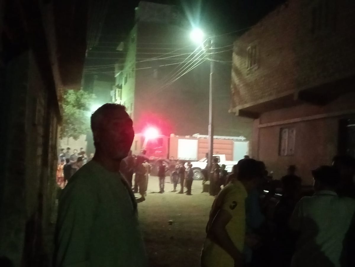 حريق يلتهم محتويات شقة سكنية في اسيوط