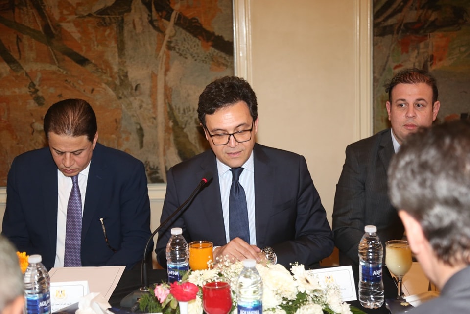 وزير الثقافة خلال اجتماع لجنة الدراما