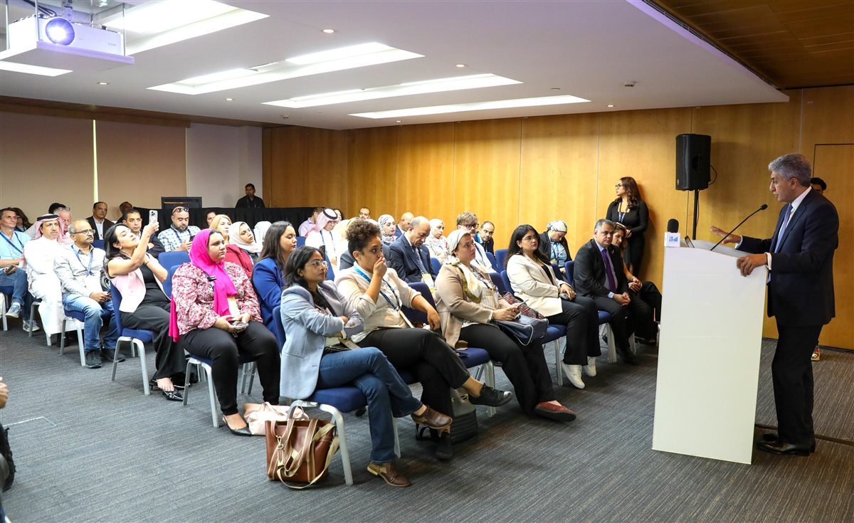 وزير السياحة 