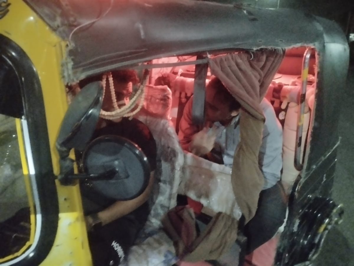 رئيس مدينة الوقف في قنا داخل التوك توك