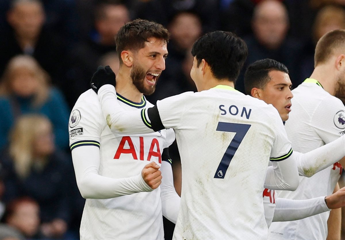  القنوات الناقلة لـ بث مباشر مباراة توتنهام هوتسبير ضد بودو جليمت اليوم في ذهاب نصف نهائي دوري أوروبا