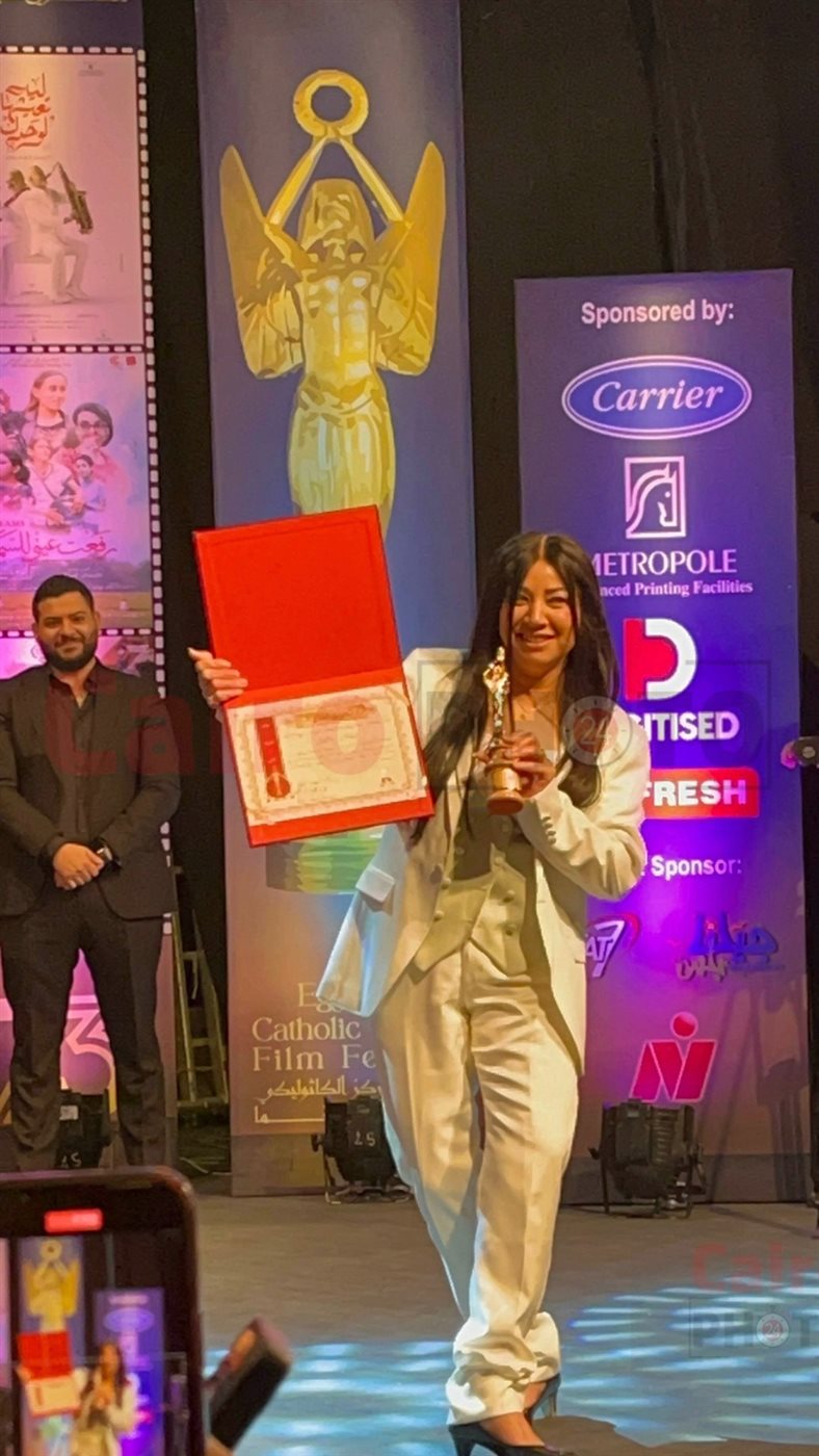 تكريم انتصار في مهرجان المركز الكاثوليكي للسينما