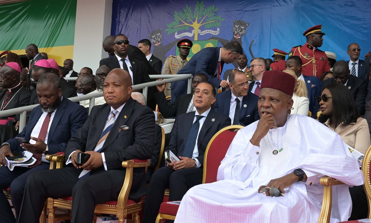 رئيس الوزراء يُشارك في حفل تنصيب الرئيس الجابوني بريس نجيما