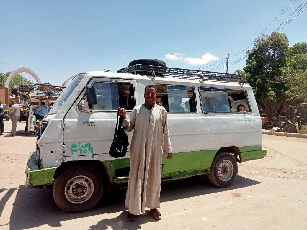 السائق الأمين والحقيبة 