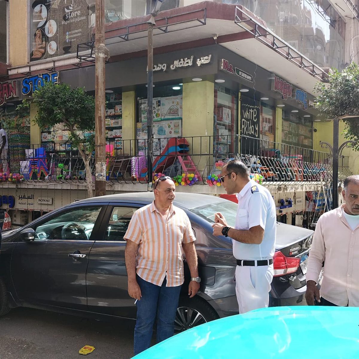 رئيس حي النزهة يقود حملات مكبرة لمواجهة تعديات المحال المخالفة: مستمرون لرفع ما يستجد من إشغالات