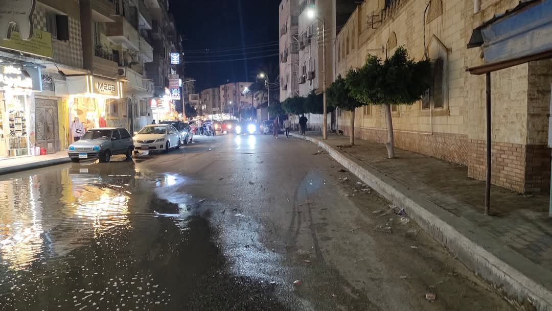 مسح مياه الأمطار من شوارع كفر الشيخ 