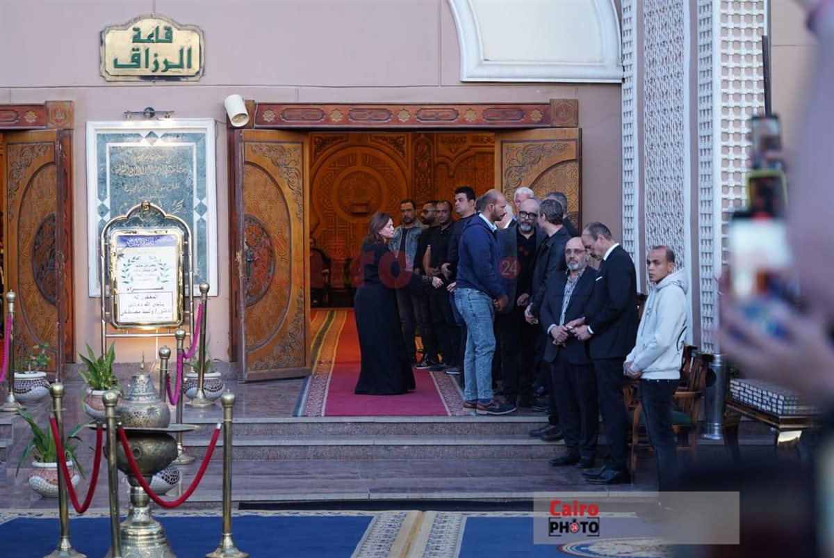 عزاء الدكتور وليد مصطفى رئيس مجلس أمناء القاهرة 24 بمسجد الشرطة بالشيخ زايد