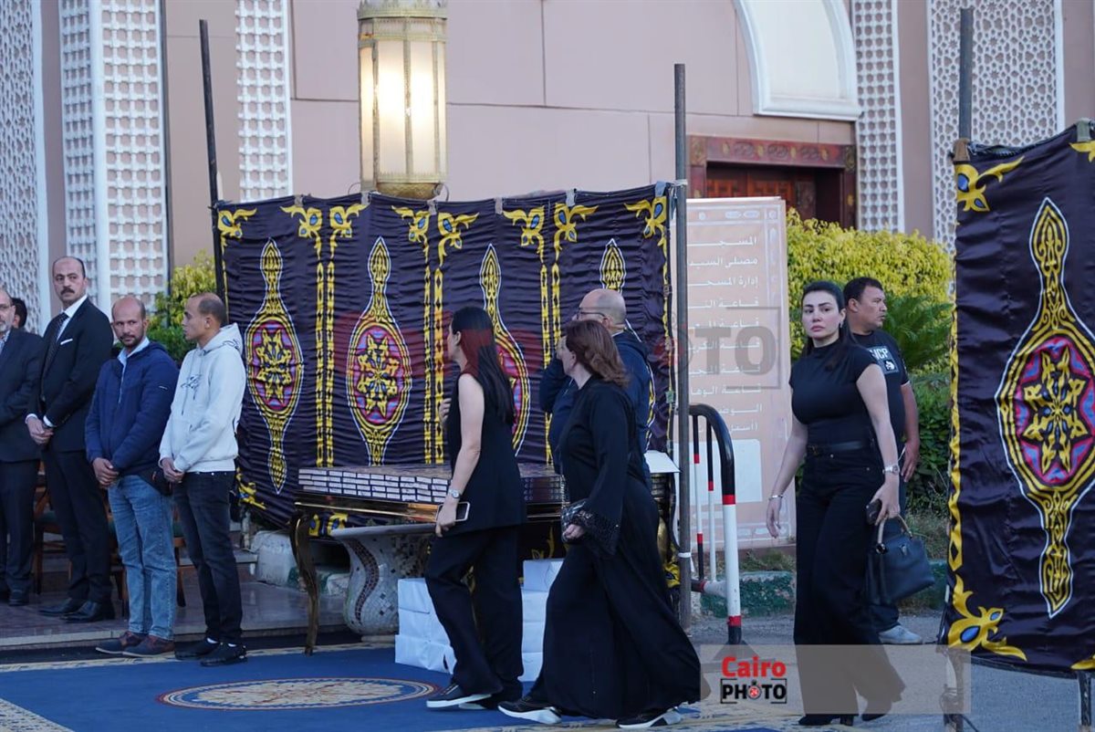 عزاء الدكتور وليد مصطفى رئيس مجلس أمناء القاهرة 24 بمسجد الشرطة بالشيخ زايد