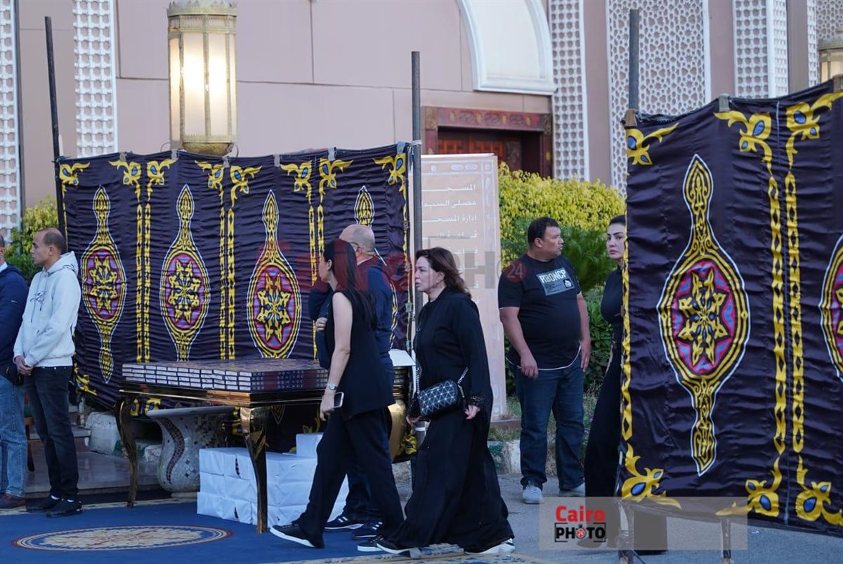 عزاء الدكتور وليد مصطفى رئيس مجلس أمناء القاهرة 24 بمسجد الشرطة بالشيخ زايد