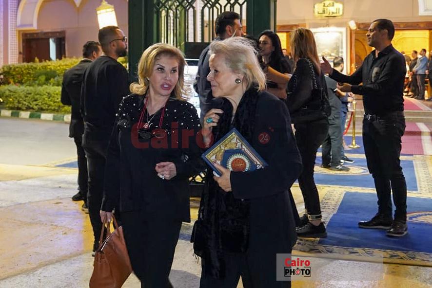 مشاهير الفن والإعلام في عزاء الدكتور وليد مصطفى رئيس مجلس أمناء القاهرة 24 بمسجد الشرطة بالشيخ زايد