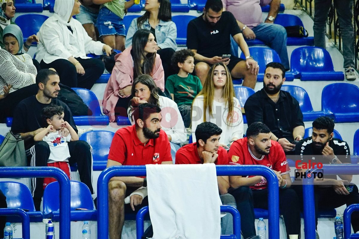 من لقاء الأهلي وسبورتنج لكرة السلة 