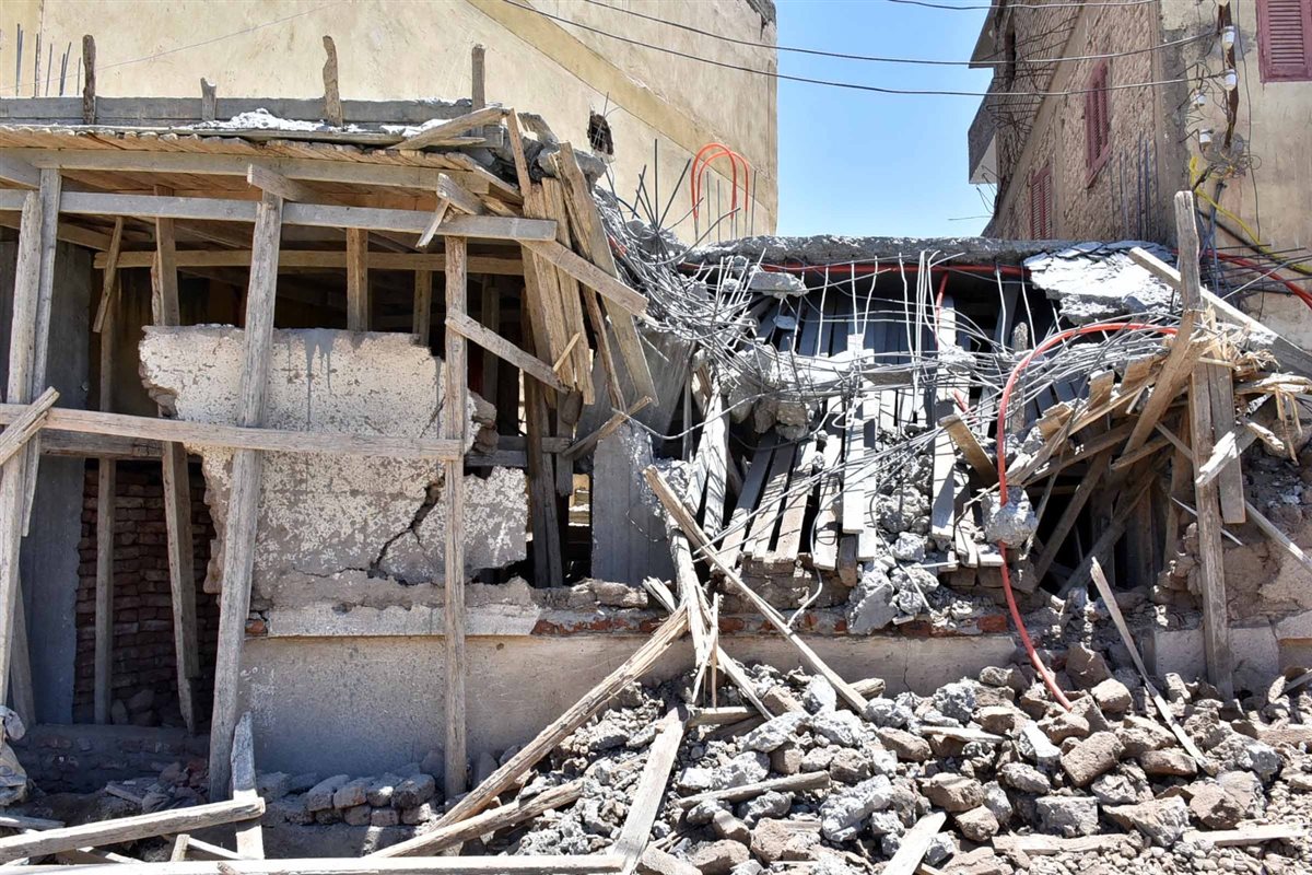 محافظ الأقصر يتابع تطبيق قرارات مجلس الوزراء