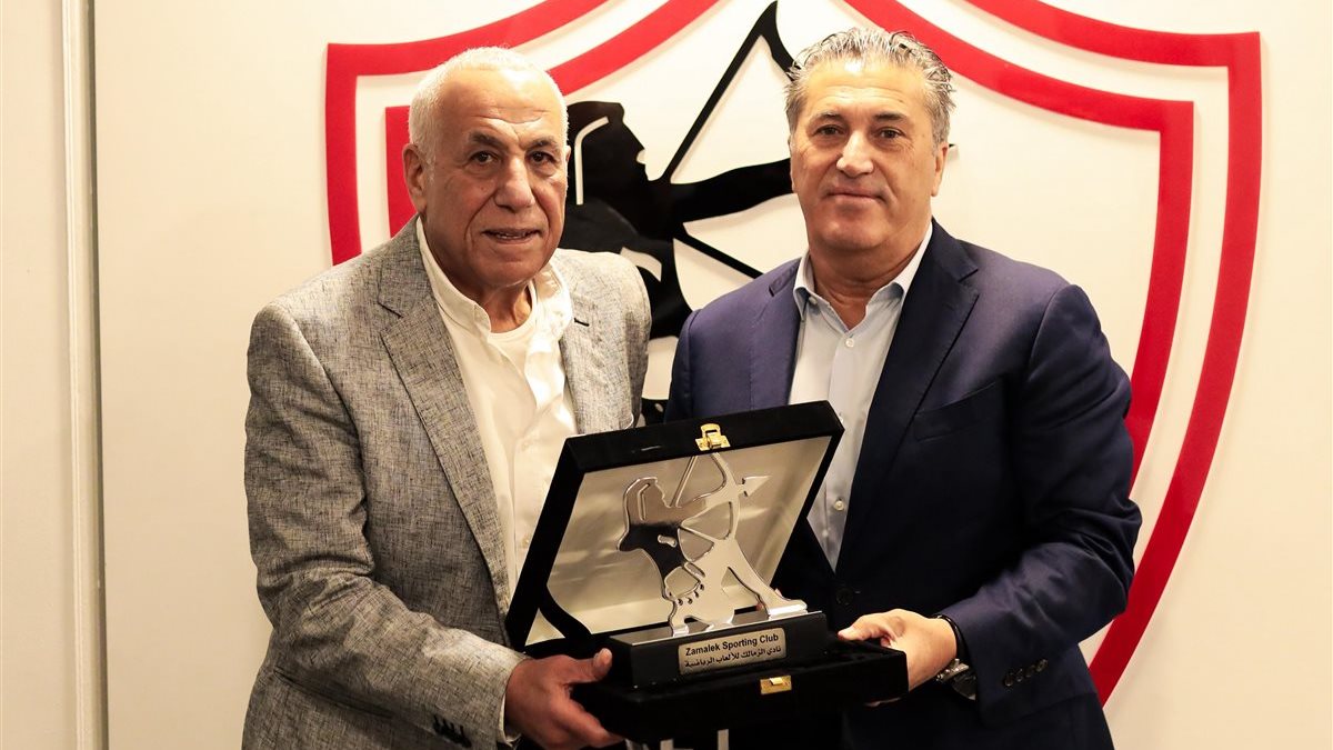 تكريم إدارة الزمالك لبيسيرو بعد رحيله