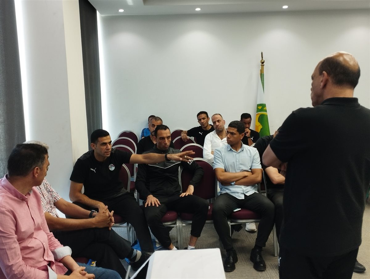 اجتماع حكام الـ VAR 5