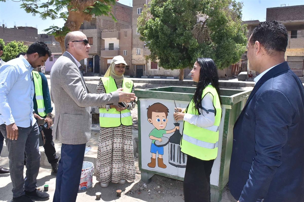 محافظ الأقصر في جولة بالبياضية