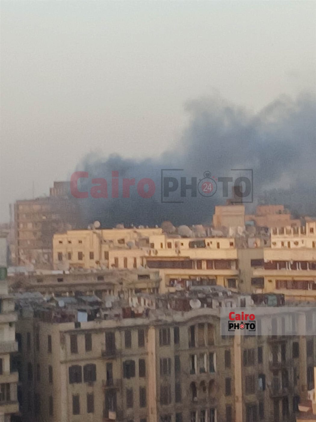 حريق عقار أعلى بنك القاهرة بمنطقة وسط البلد