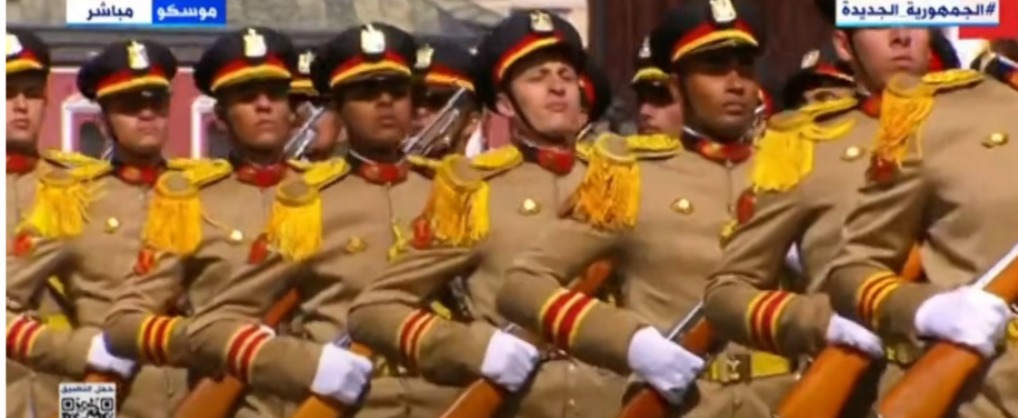 عرض عسكري مصري 