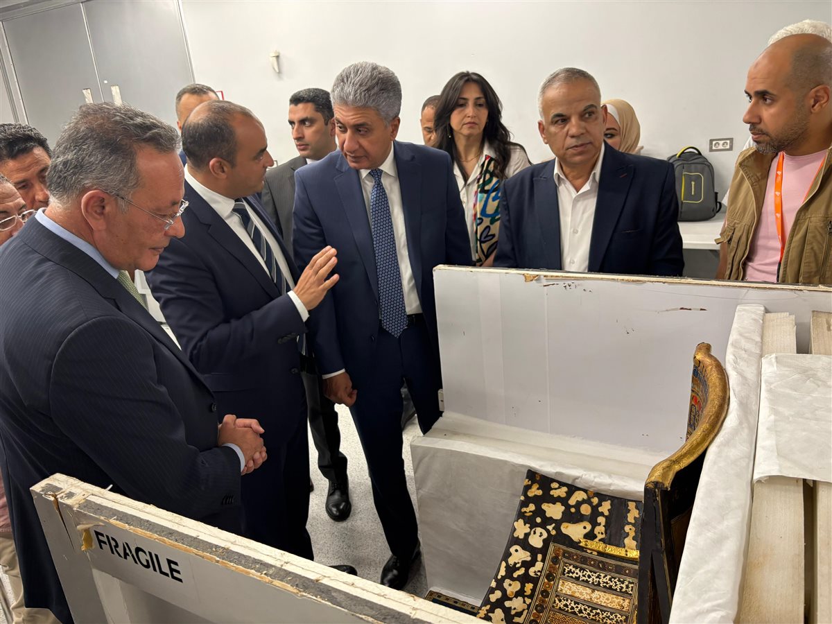 المتحف المصري الكبير يستقبل 163 قطعة من كنوز الملك توت عنخ آمون