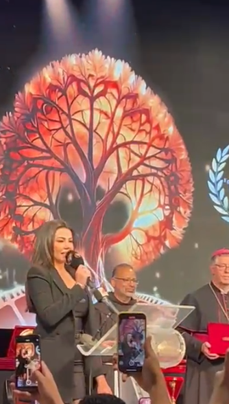 تكريم دينا فؤاد في حفل ختام مهرجان المركز الكاثوليكي للسينما