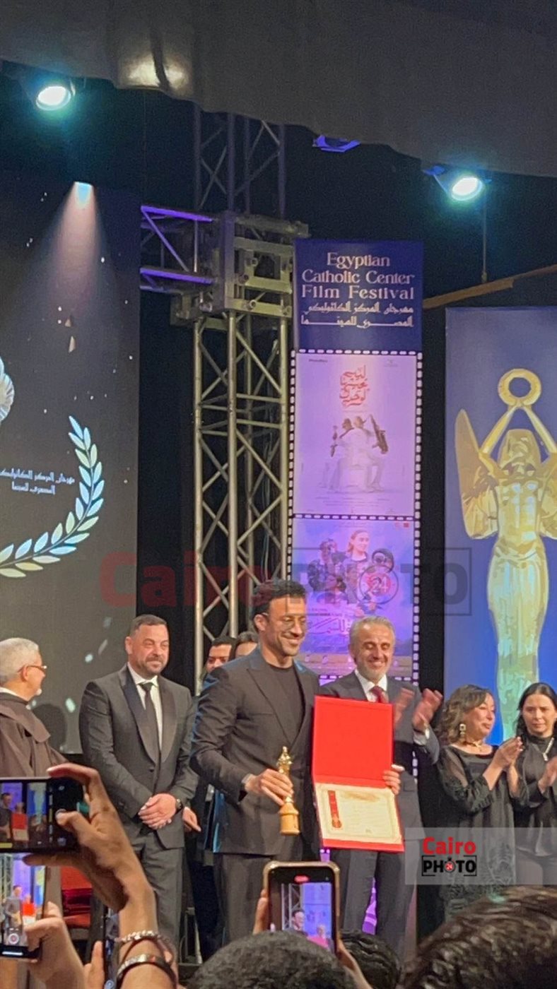 تكريم أحمد داود في ختام الدورة الـ 73 من مهرجان المركز الكاثوليكي للسينما