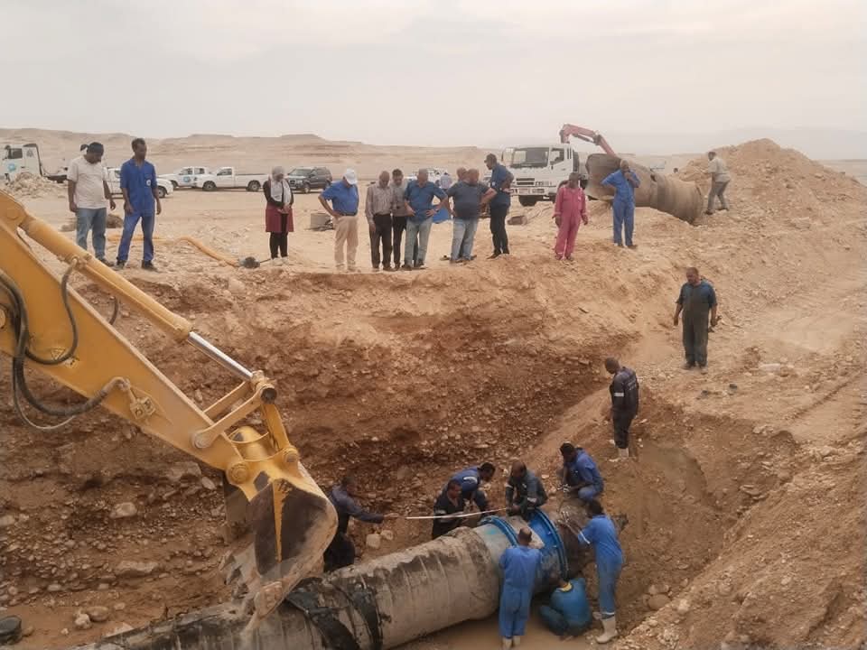 إصلاح كسر خط مياه الكريمات 