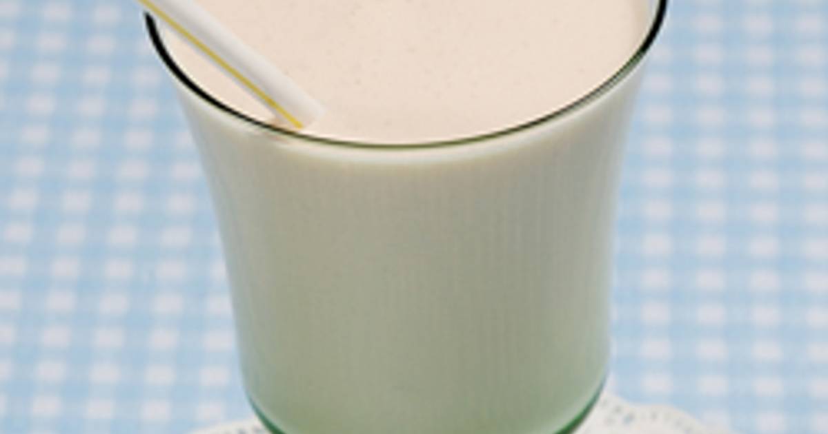 منعش ولذيذ.. طريقة عمل مشروب الزبادي بالقهوة خطوة بخطوة