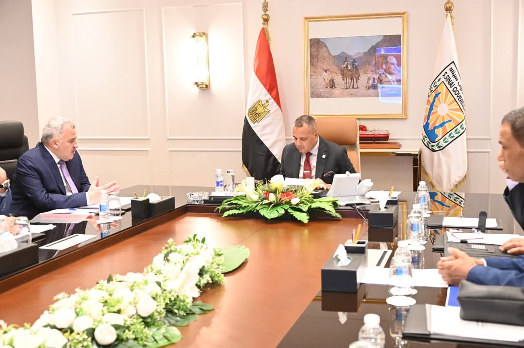 محافظ جنوب سيناء يبحث مشاكل الصيد بالمحافظة