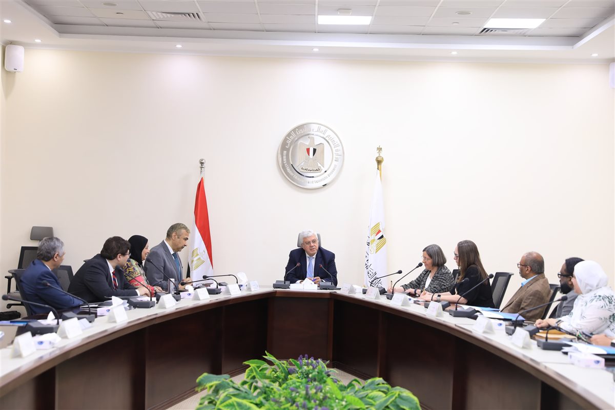 توقيع مذكرة تفاهم بين أكاديمية البحث العلمي والتكنولوجيا ومؤسسة البحث والتطوير بجامعة ولاية وست فيرجينيا بالولايات المتحدة الأمريكية